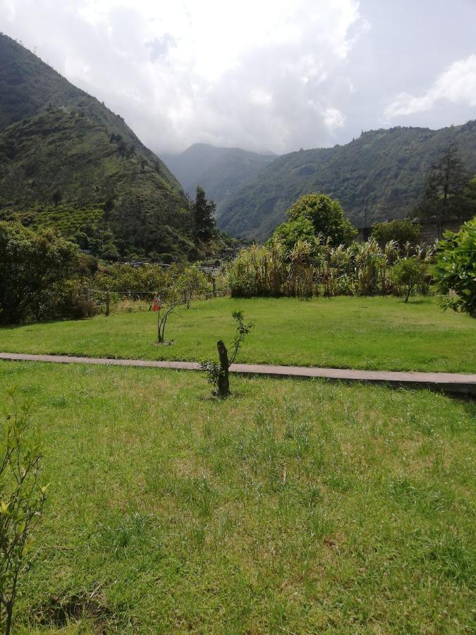 Montano Camping & Hostel Baños Exterior foto